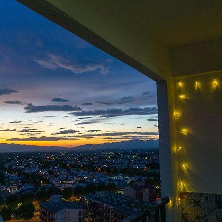Les Couchers De Soleil A Empuriabrava Zewnętrze zdjęcie