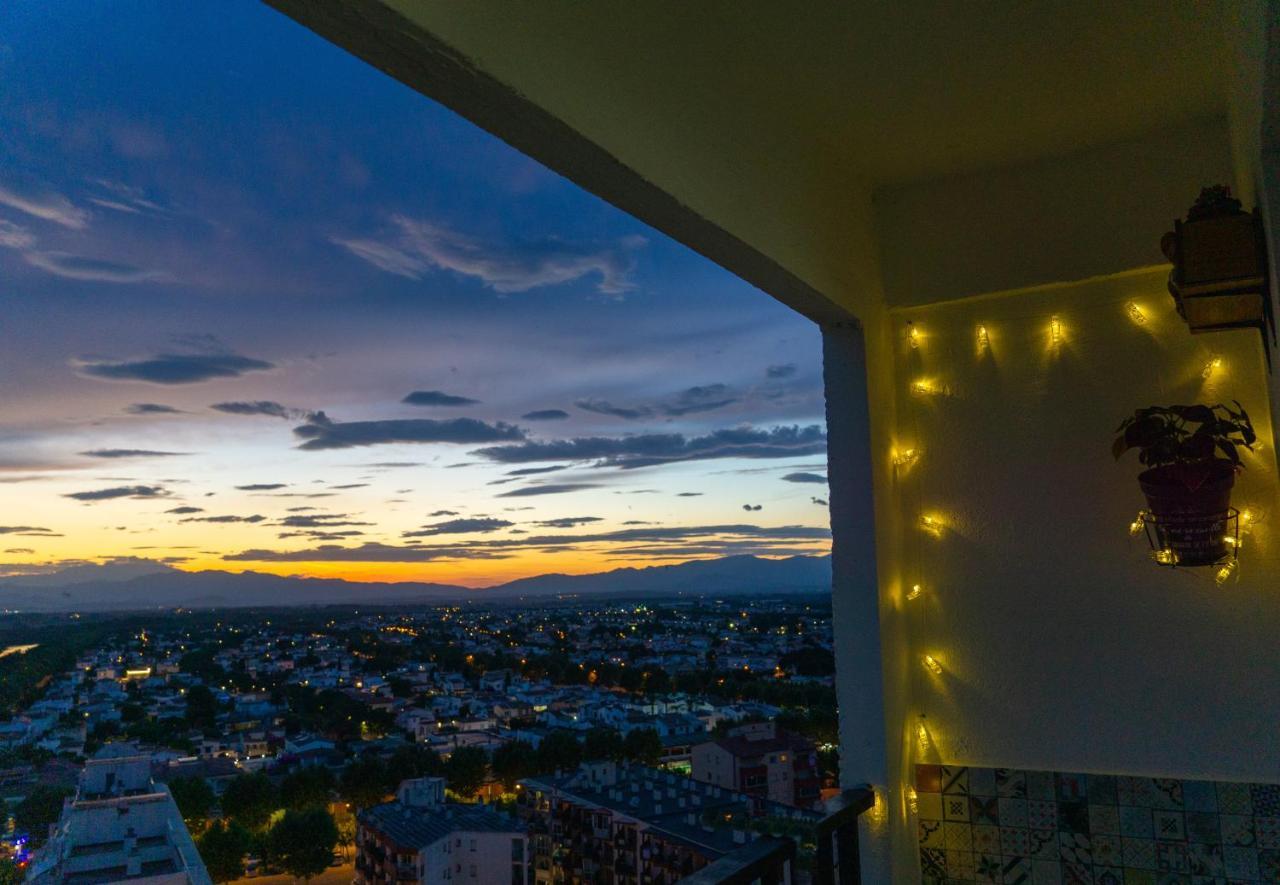 Les Couchers De Soleil A Empuriabrava Zewnętrze zdjęcie